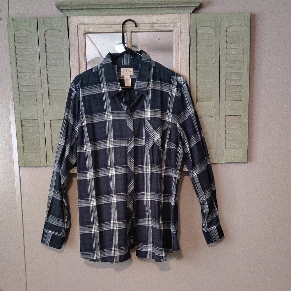 Classic Navy and White Plaid Button-Down Shirt